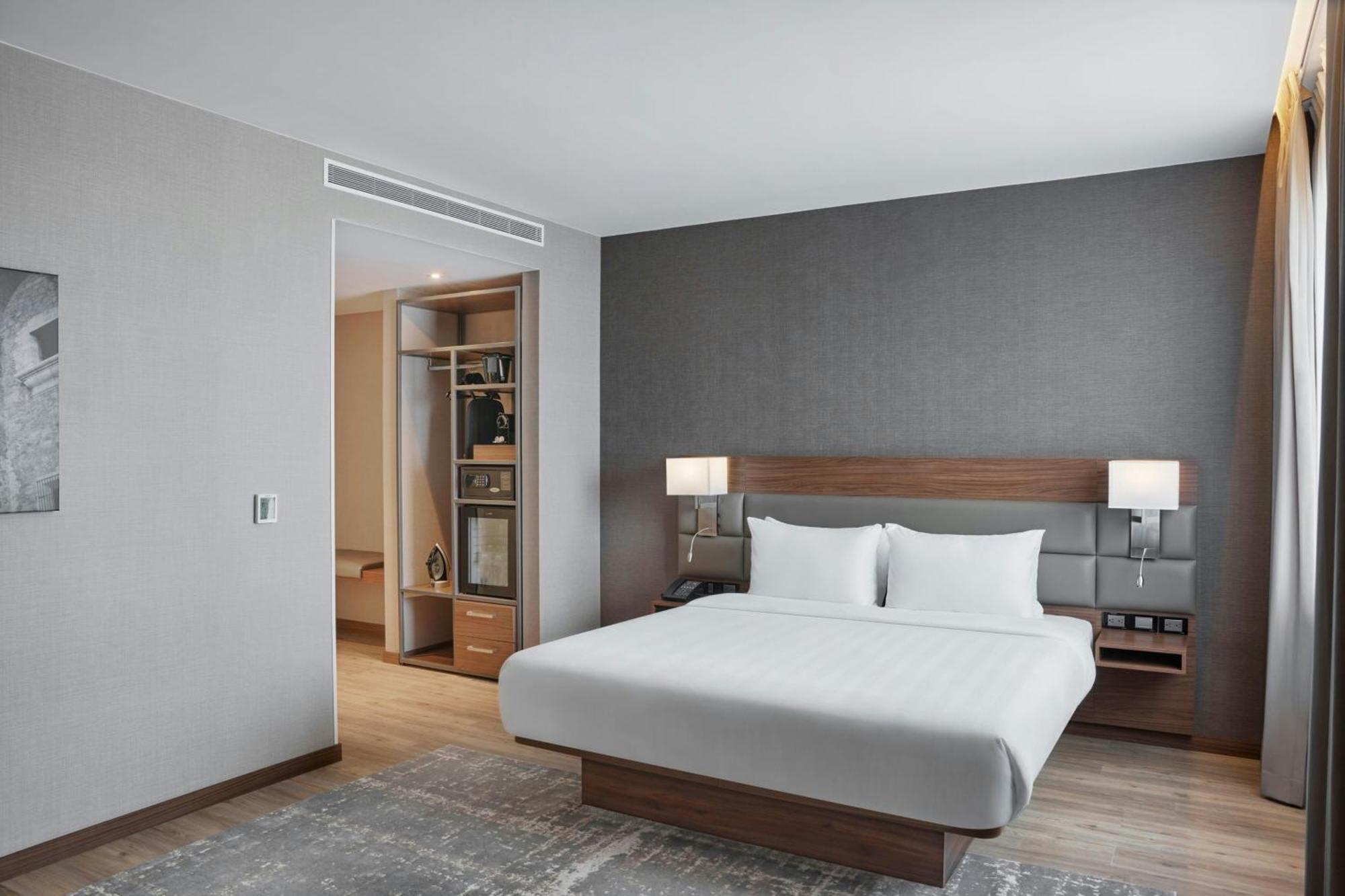 Ac Hotel By Marriott سالتيو المظهر الخارجي الصورة